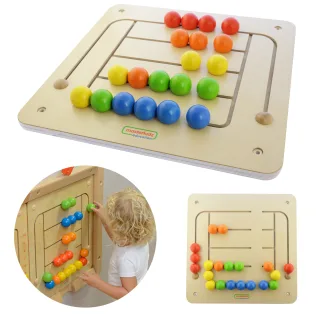 Izglītojošā sienas tāfele ar labirintu un pērlītēm Montessori